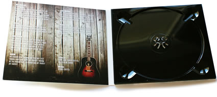 Digipack in Klavierlack-schwarzem Tray
